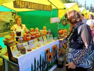 Фестиваль «Медовый Спас на Алтае» вошел в десятку наиболее популярных в России кулинарных событий