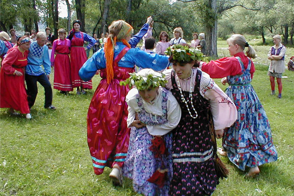 На территории Алтайского края реализуется мероприятие «Эстетическое воспитание детей и молодежи средствами искусства»