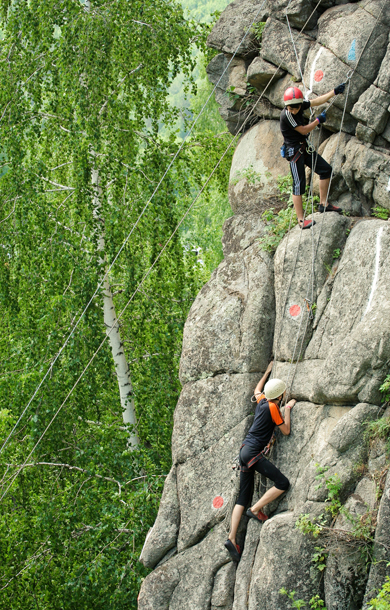 В регионе более 75 лет функционирует Алтайский краевой центр детско-юношеского туризма и краеведения